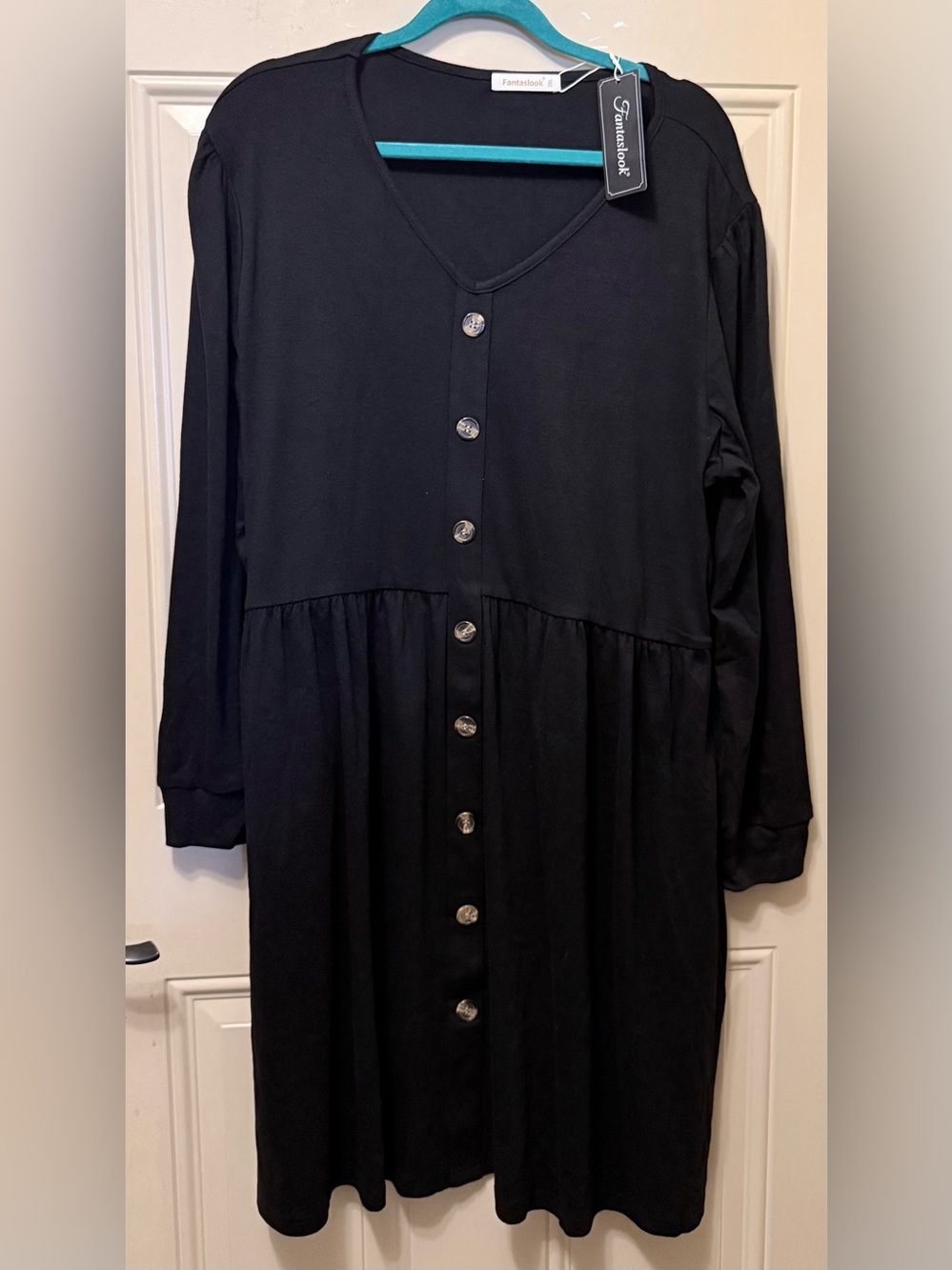 Fantaslook Pull On Black Dress with Nonfunctional Button Detail Long Sleeves 2XL